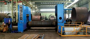 大型萬(wàn)能式卷板機(jī)